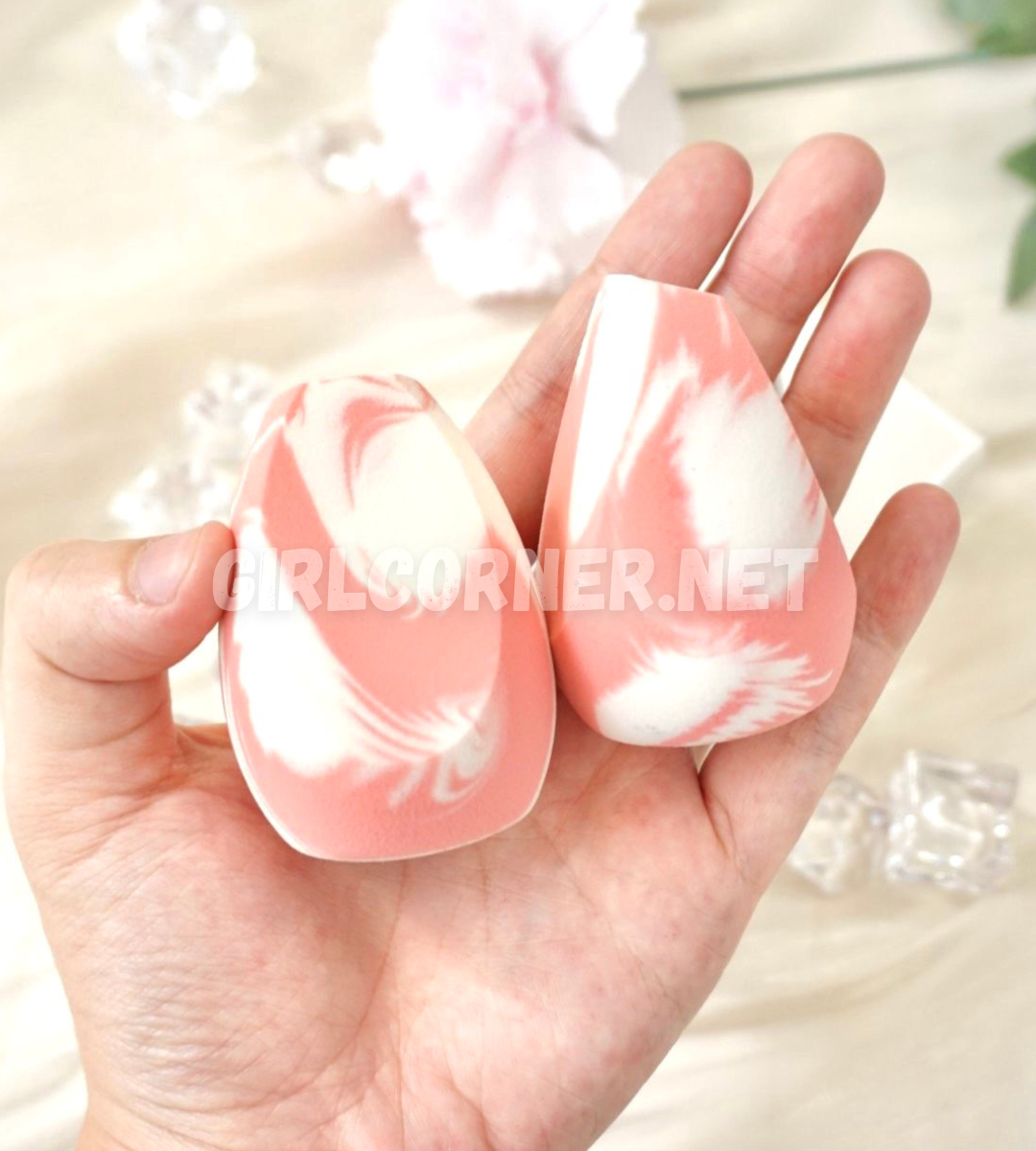 Feather B Swirl Sponge (10)